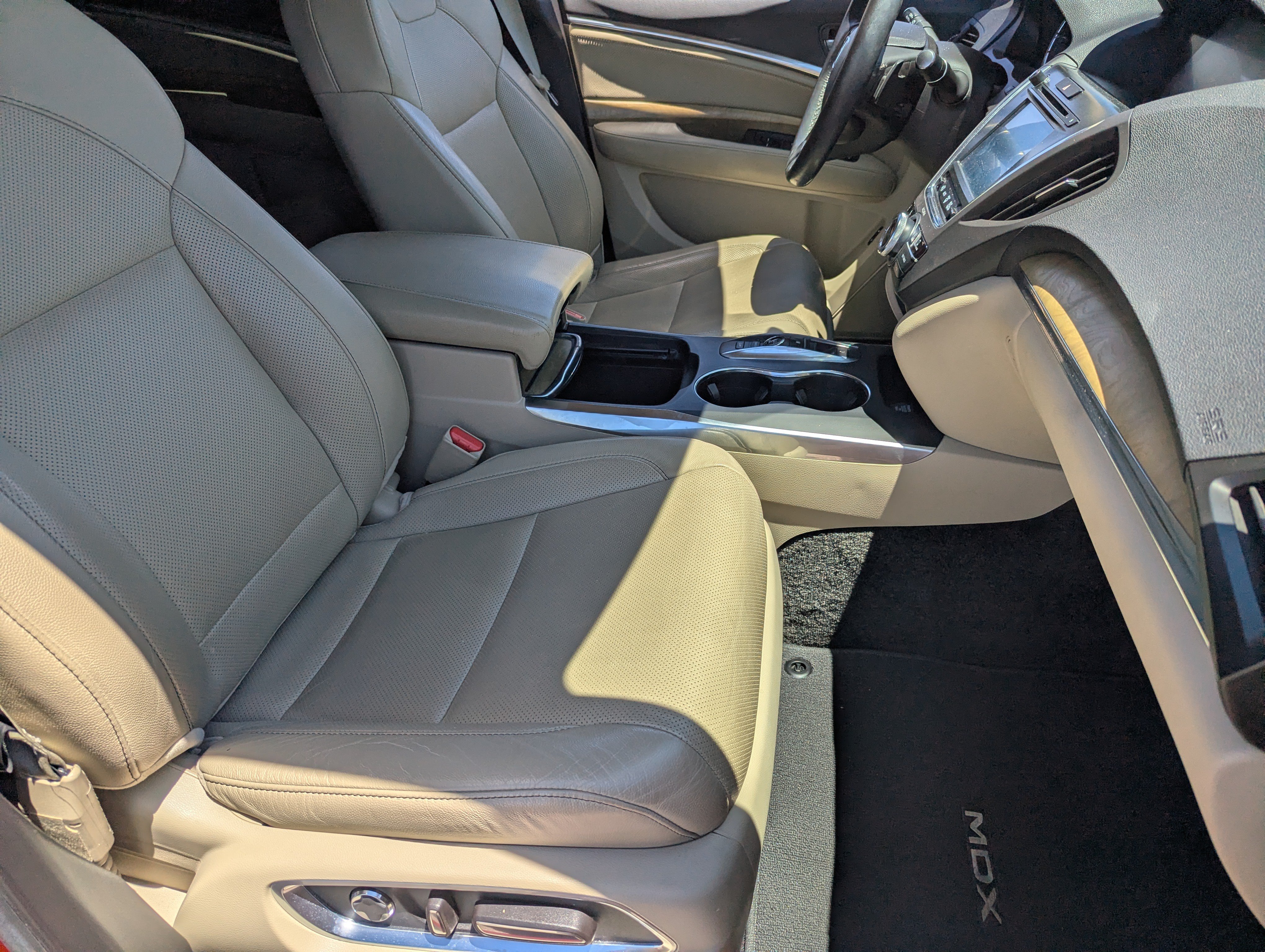 Used 2019 Performance Red Pearl Acura w/Technology Pkg image 10