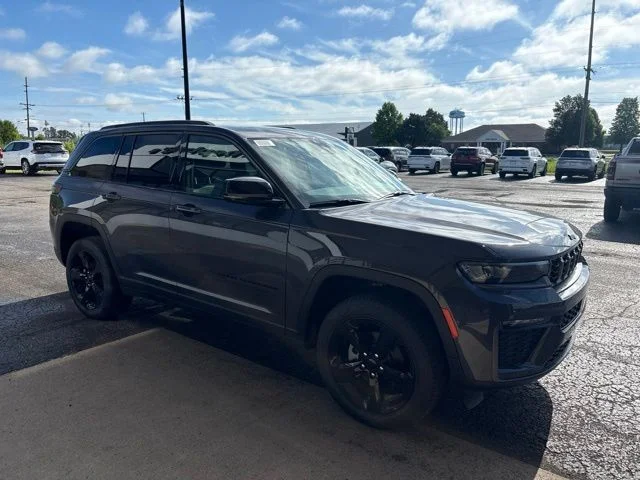 2026 Jeep Grand Cherokee Limited - Photo 9