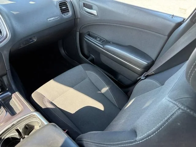 Used 2015 Gray Dodge SE image 14