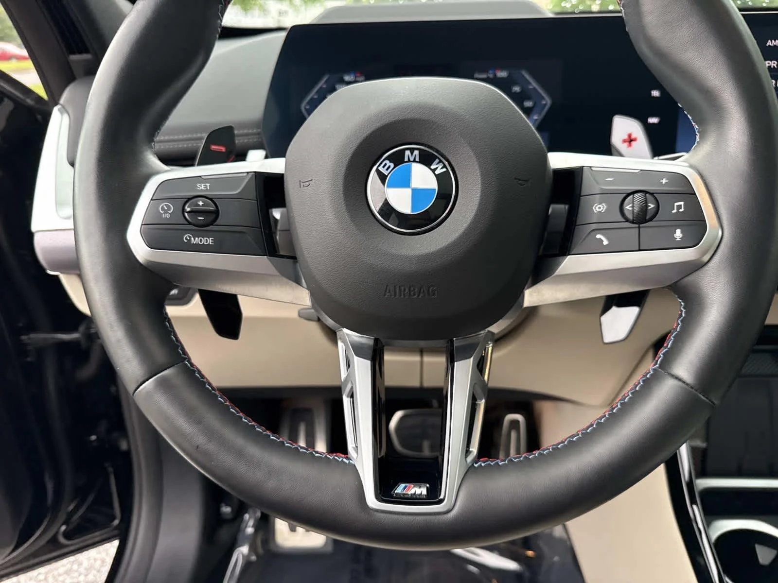 Used 2025 Black Sapphire Metallic BMW M35i image 18