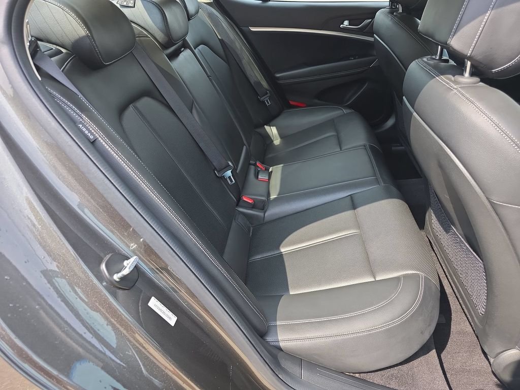 2025 GENESIS G70 Standard - Photo 37