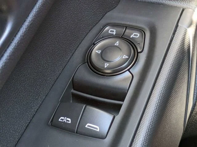 2025 GMC Sierra 1500 Pro - Photo 19