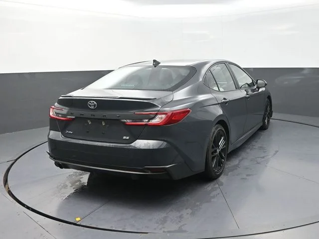 Used 2025  Toyota SE image 8