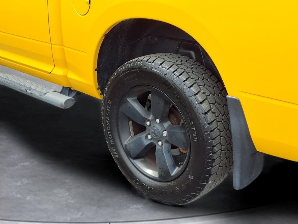 Used 2019 Yellow Ram Express image 21