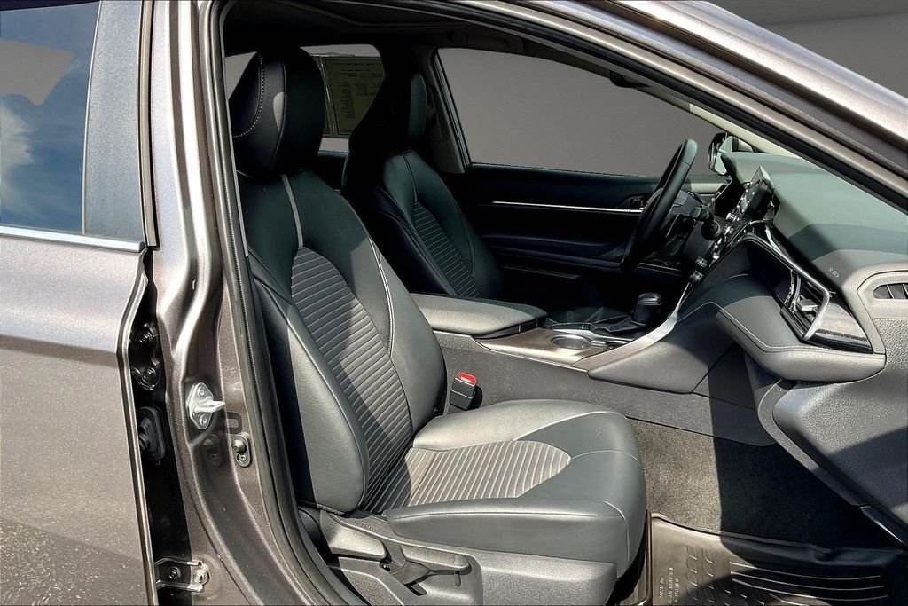 Used 2022 Gray Toyota SE image 33