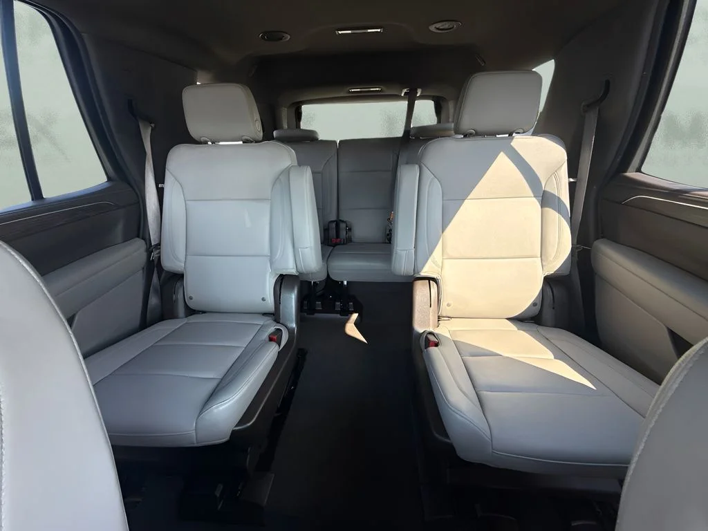 Used 2022 Black Chevrolet LT image 10