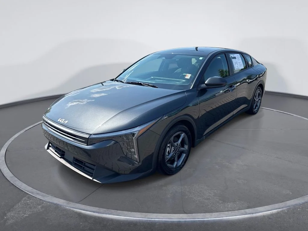 Used 2026 Gray Kia LXS image 3