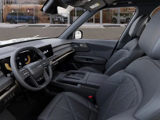 New 2027 White Kia EX image 17
