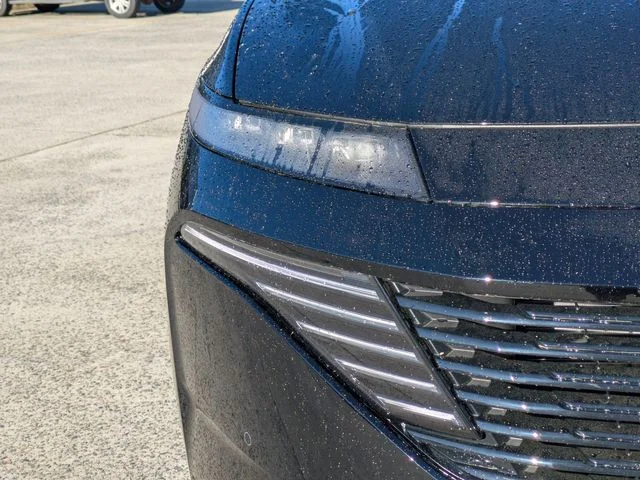 New 2026 Super Black Nissan Platinum image 10