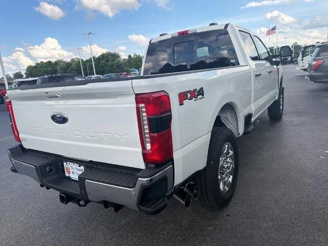 New 2026 Star White Metallic Tri-Coat Ford F-250® Lariat® image 37
