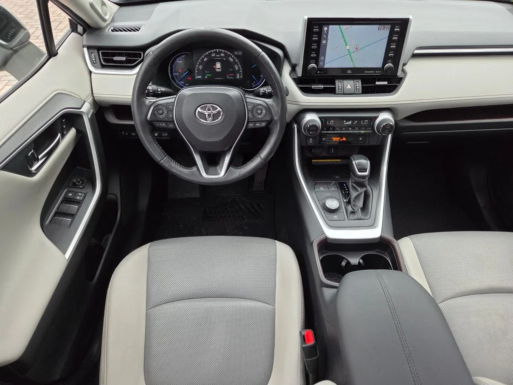 Certified Used 2020 Silver Toyota Limited image 7