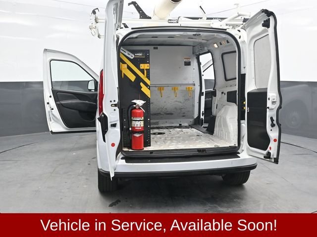 Used 2022 White Ram Base image 34
