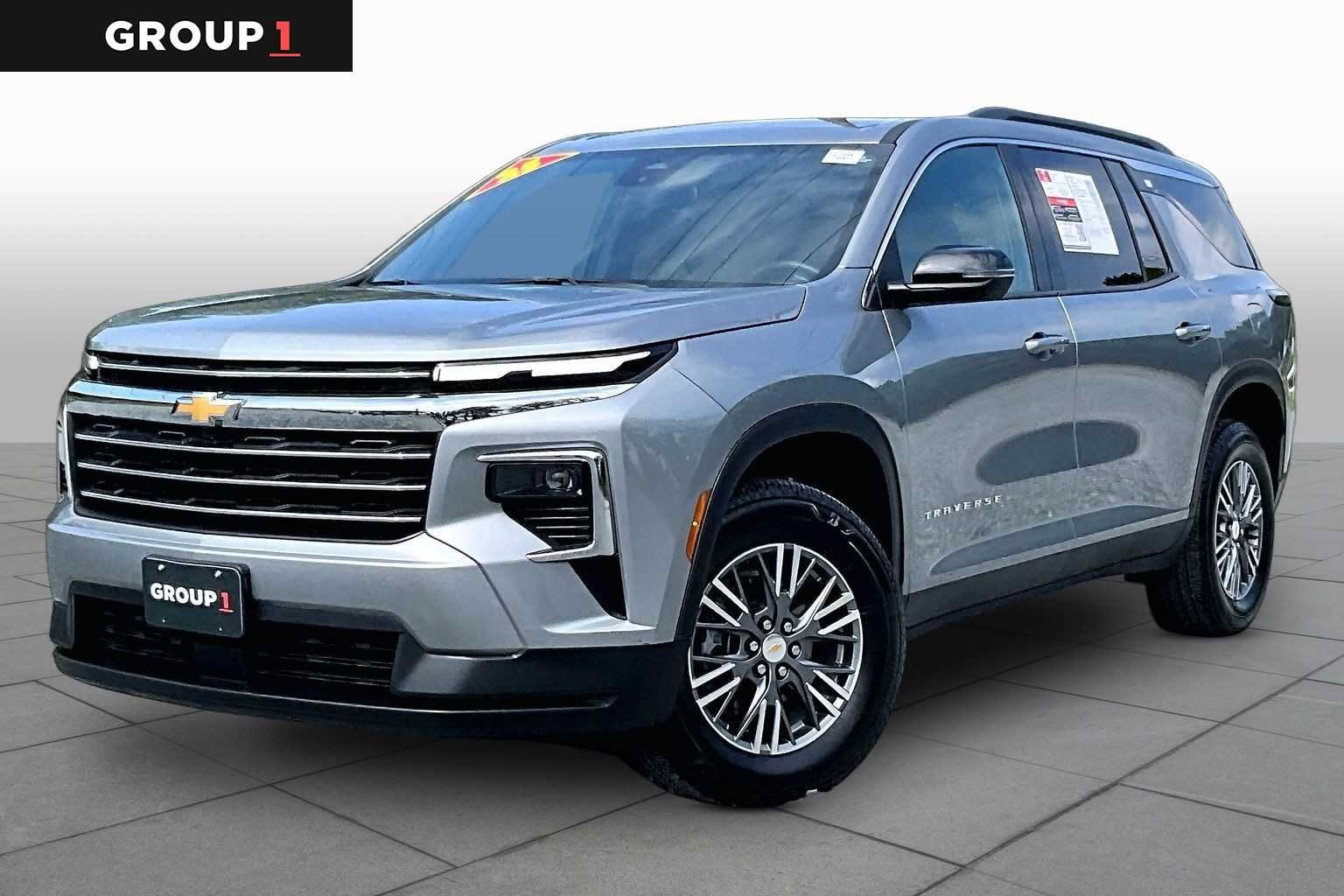 2025 Chevrolet Traverse AWD LT