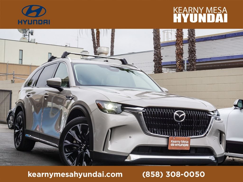 2024 Mazda CX-90 PHEV Premium Plus Package's photo