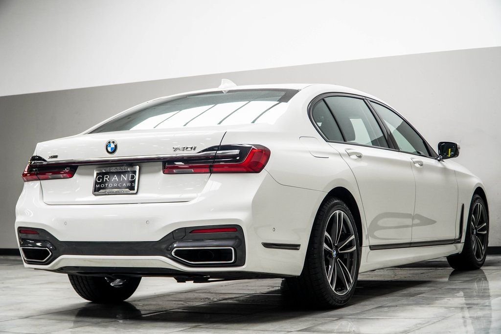 Used 2021 White BMW 740i xDrive image 12