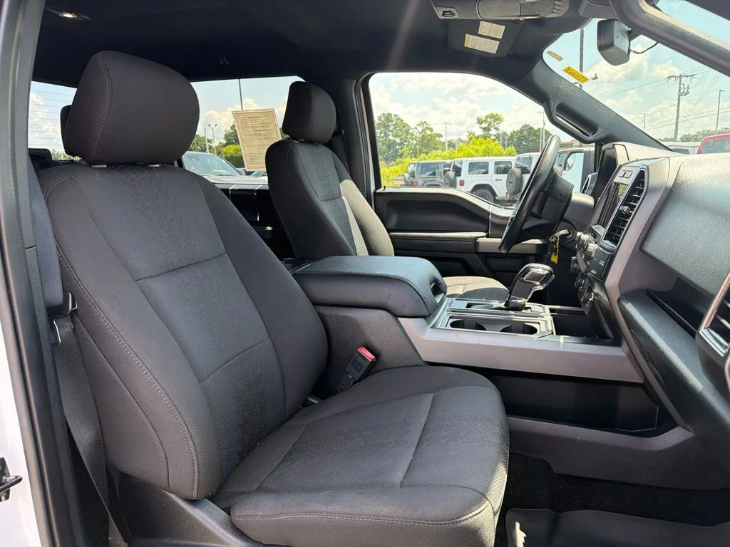 Used 2019 White Ford XLT image 23