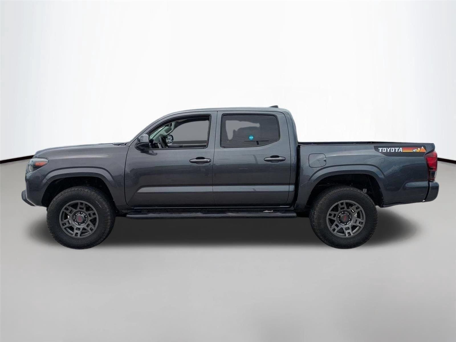Used 2020 Magnetic Gray Metallic Toyota SR image 8