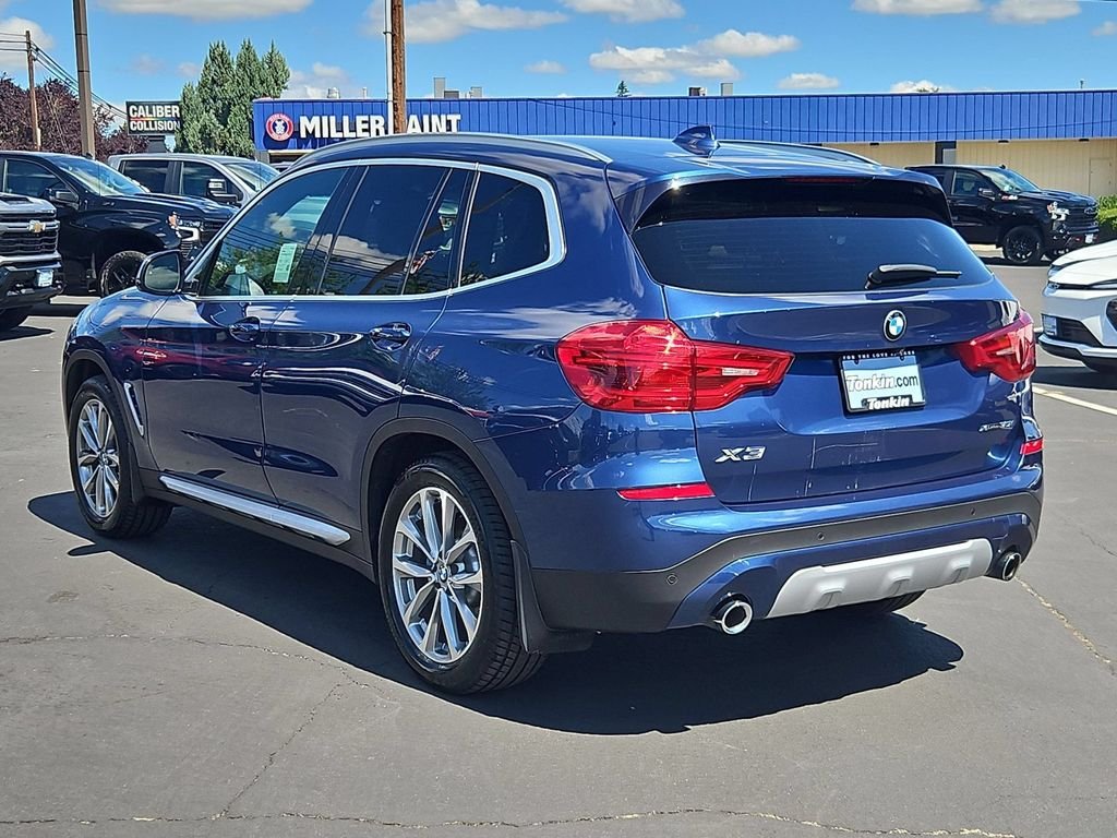 Used 2019 Phytonic Blue Metallic BMW xDrive30i image 4