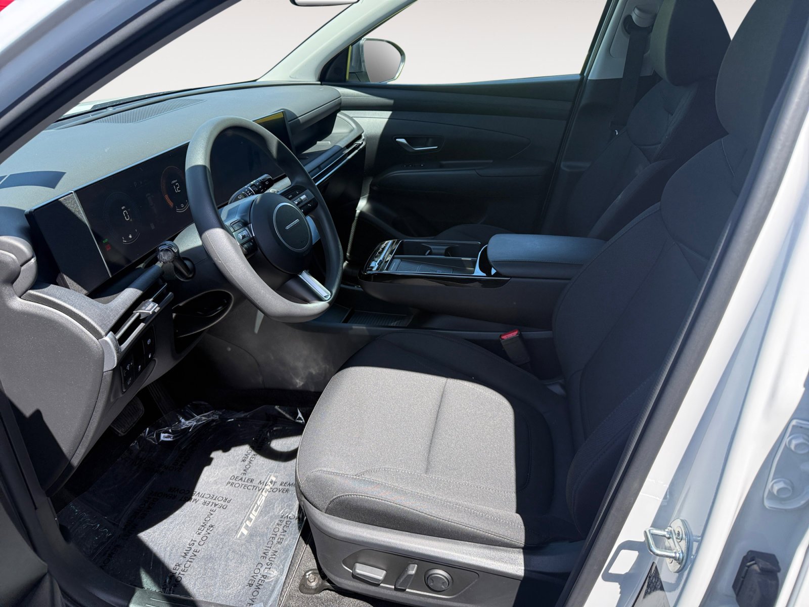Certified Used 2025 White Pearl Hyundai SEL image 10