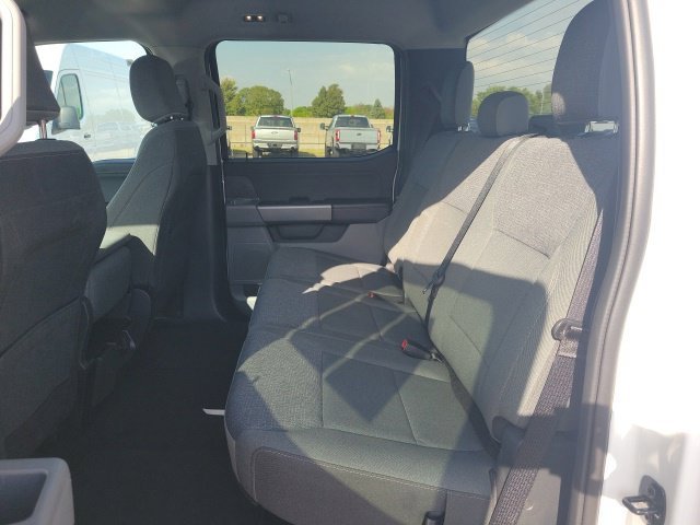 Used 2025 White Ford XLT image 19
