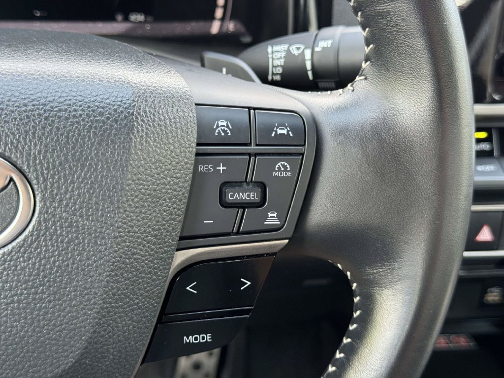 Used 2025 White Toyota SE image 12