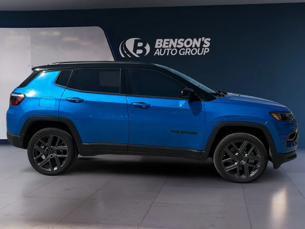 Used 2026 Blue Jeep Limited image 6