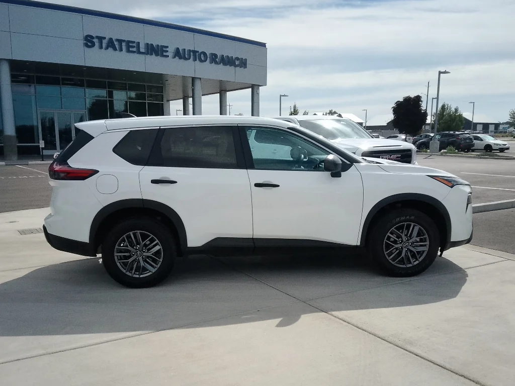 Used 2024 Nissan Rogue S with VIN 5N1BT3AB4RC722371 for sale in Fruitland, ID