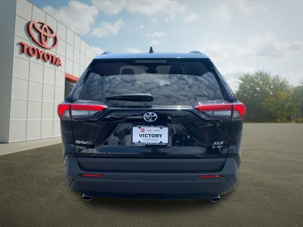 Used 2025 Black Toyota XLE image 4