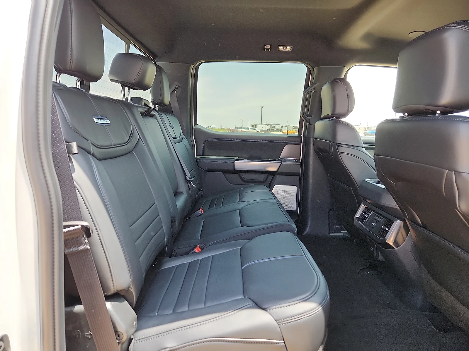 New 2026 Star White Metallic Tri-Coat Ford F-350® Platinum® image 19