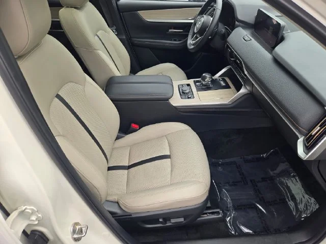 Used 2024 White Mazda Premium image 5