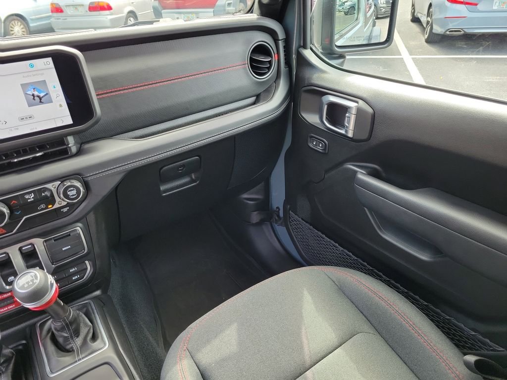 Used 2024 Gray Jeep Rubicon image 15