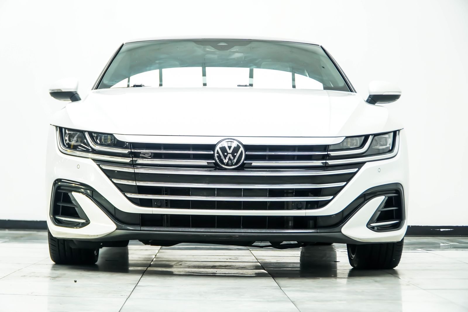 Used 2023 White Volkswagen 2.0T SEL Premium R-Line image 9