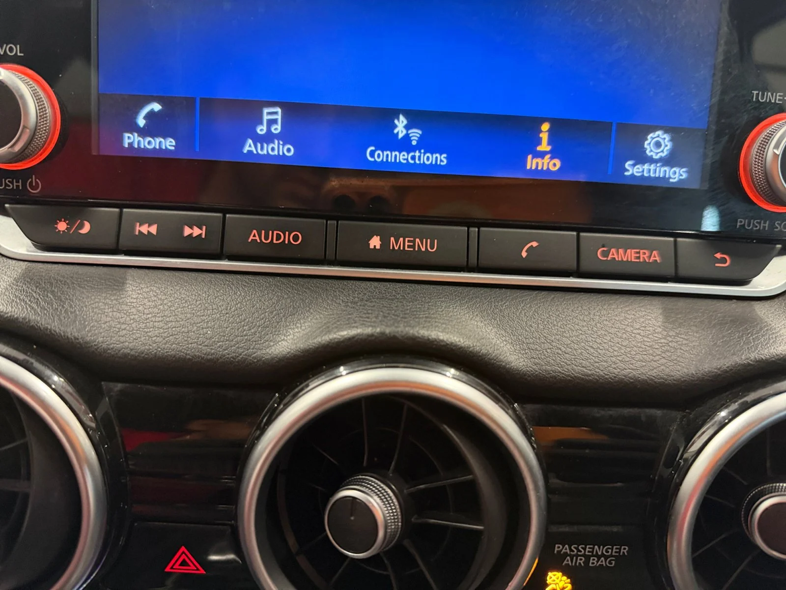 Used 2021 Electric Blue/Super Black Nissan SR image 32