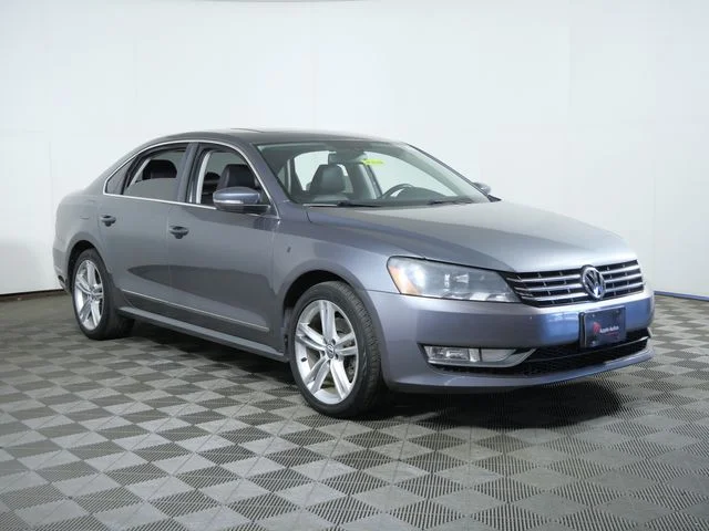 Used 2014 Gray Volkswagen TDI SE image 1