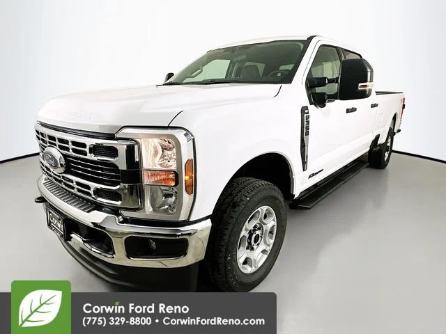 New 2026 Oxford White Ford XLT image 3