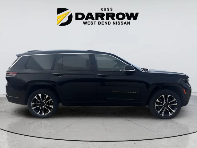 Used 2023 Black Jeep Overland image 5