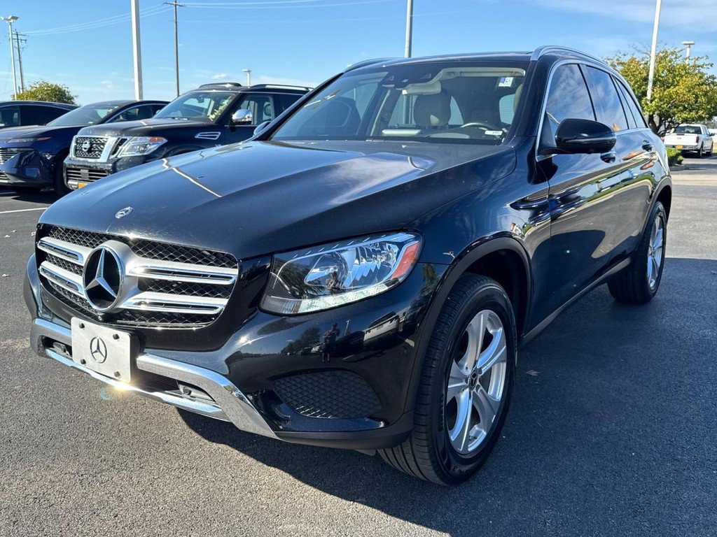 Used 2018 Black Mercedes-Benz GLC 300 image 8