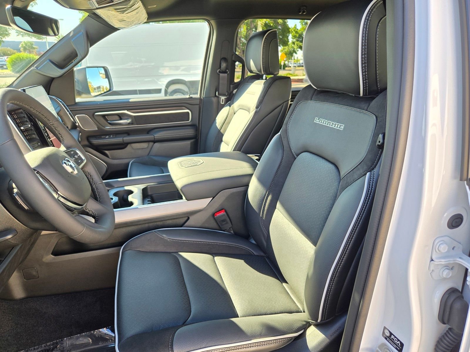 2026 RAM 1500 Laramie - Photo 10