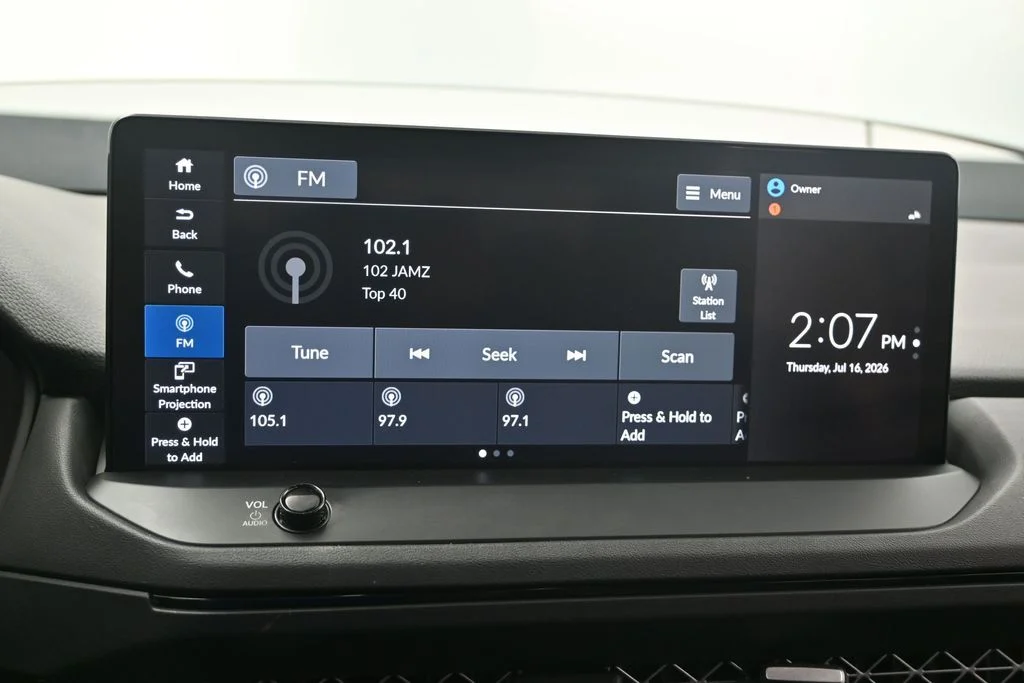 Used 2024 Solar Silver Metallic Honda Sport-L image 18