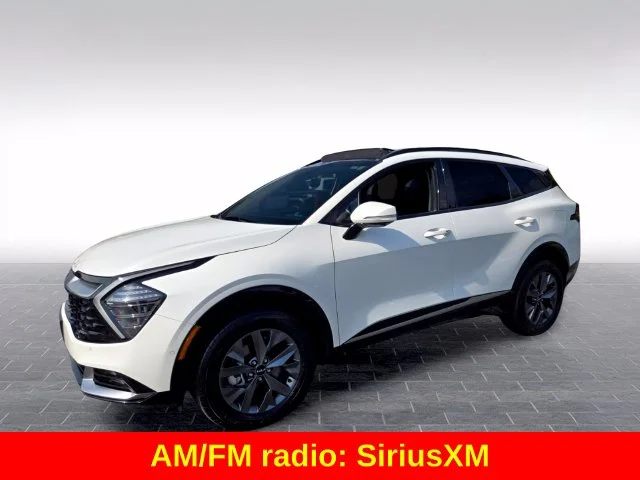 Used 2025 White Kia SX-Prestige image 4