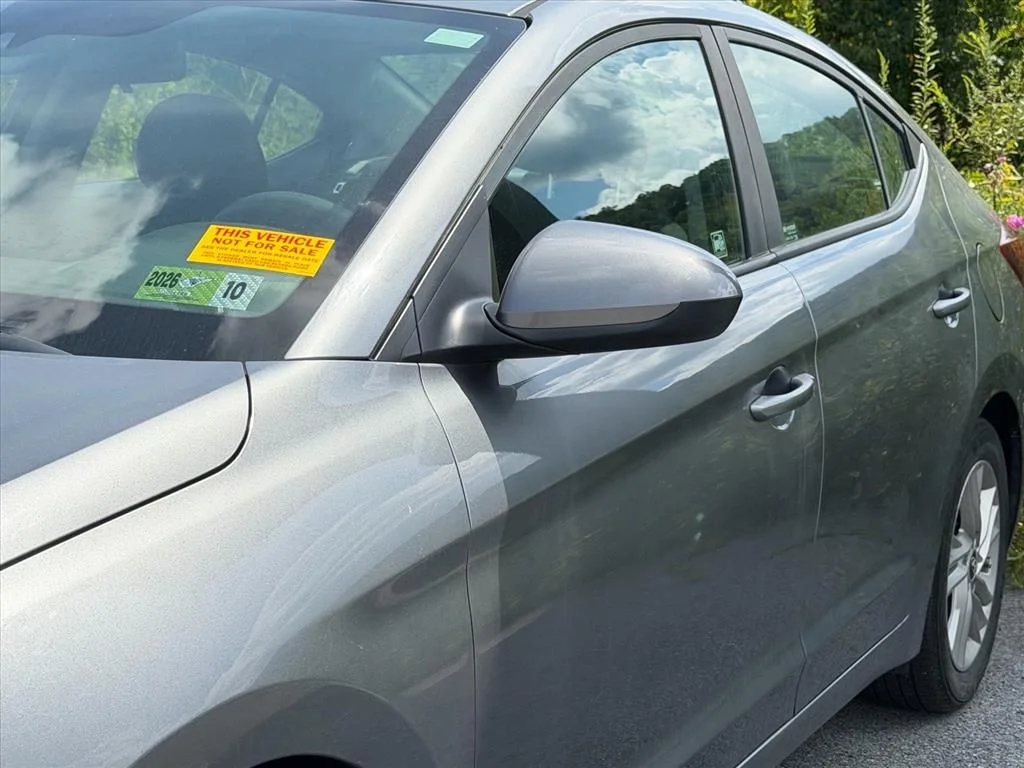 Used 2019 Gray Hyundai SEL image 6