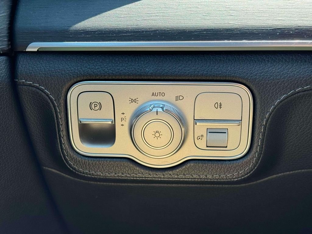 Certified Used 2020 Black Mercedes-Benz GLS 450 image 21
