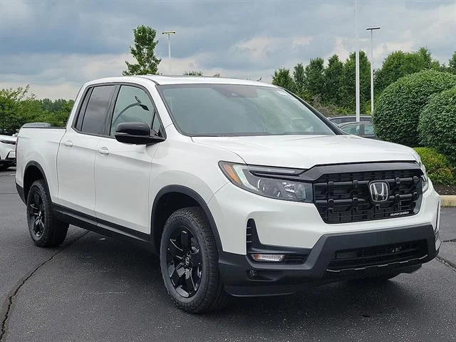 New 2026 Platinum White Pearl Honda Black Edition image 17