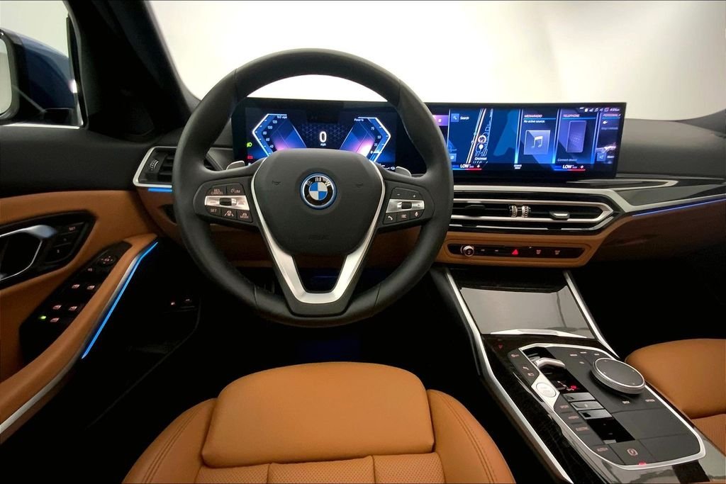 Used 2023 Phytonic Blue Metallic BMW  image 4