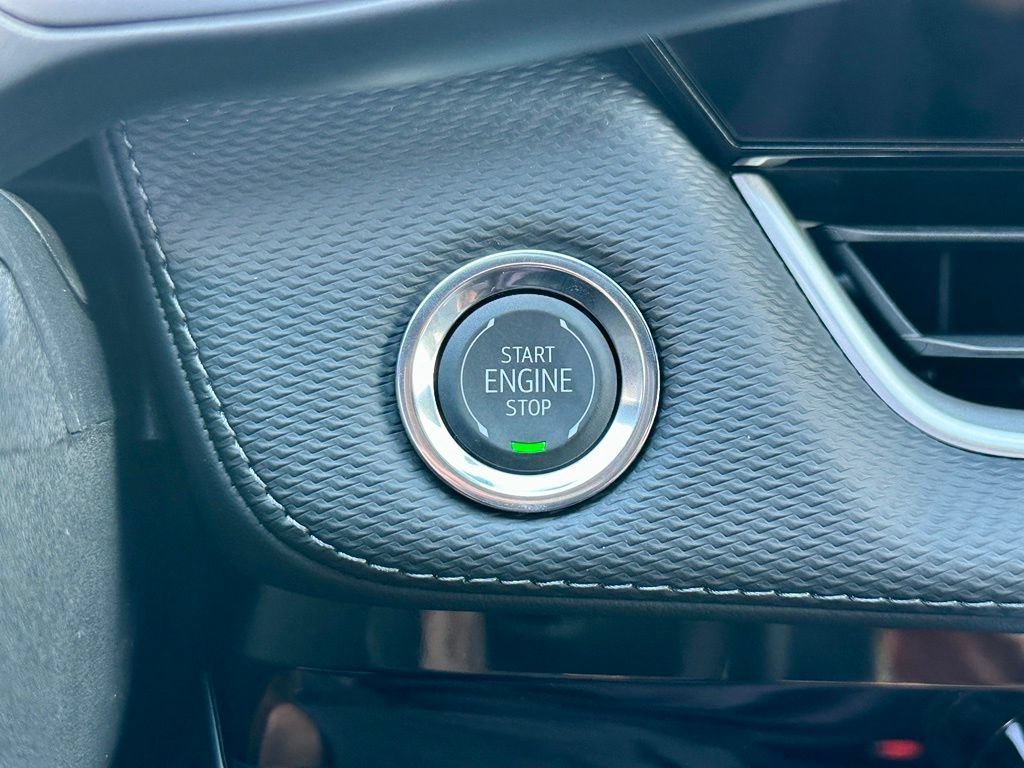 New 2026 Lakeshore Blue Metallic Chevrolet LT image 27