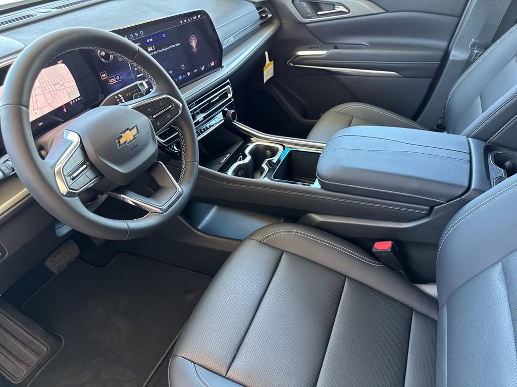 New 2026 Summit White Chevrolet LT image 9