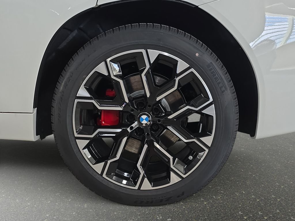New 2026 Alpine White BMW 30 xDrive image 21