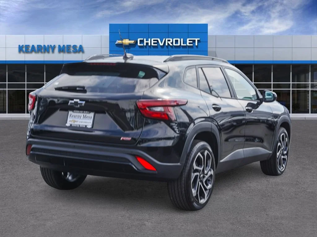 New 2026 Mosaic Black Metallic Chevrolet 2RS image 6