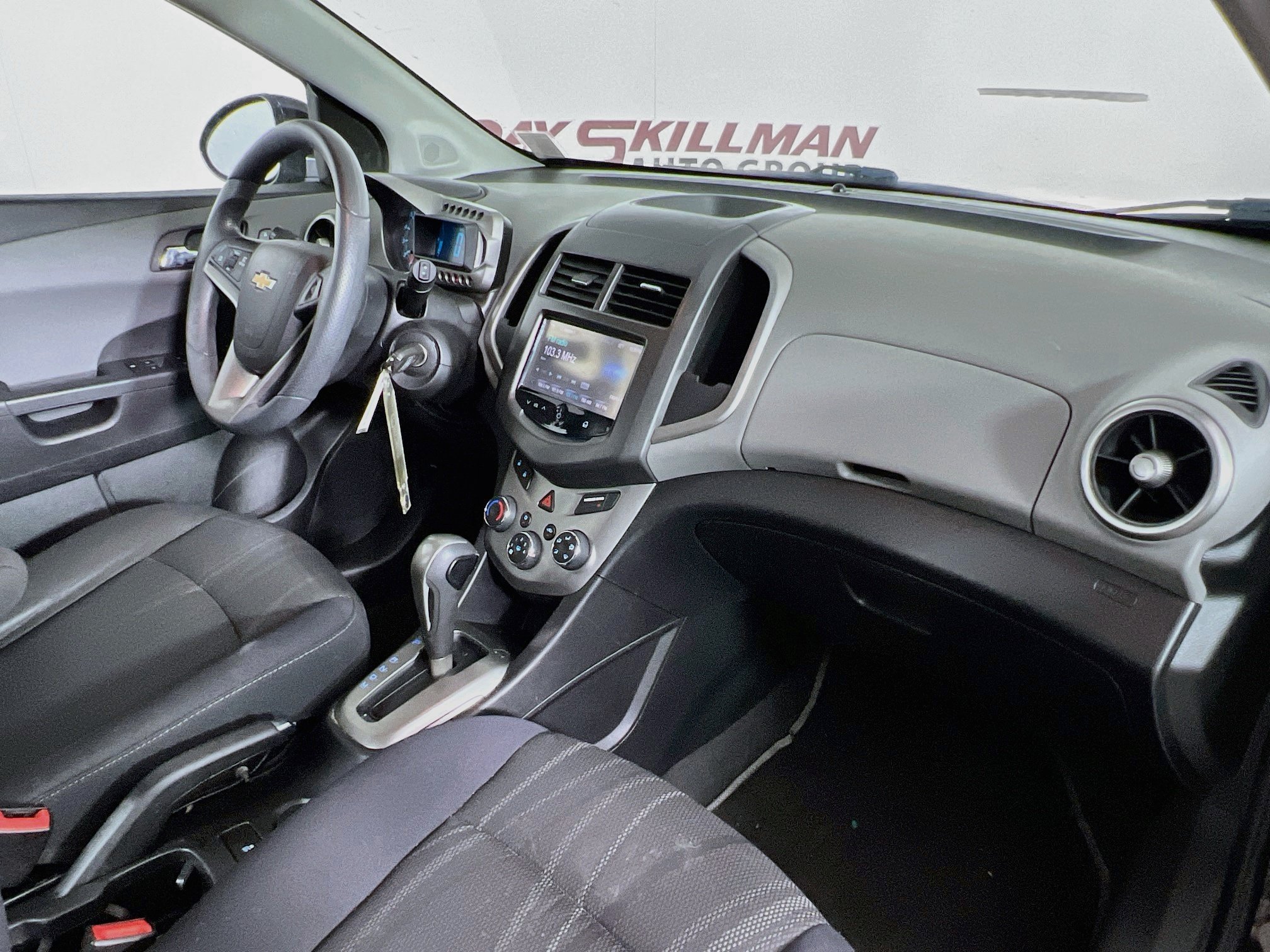 Used 2015 Mocha Bronze Metallic Chevrolet LT image 32