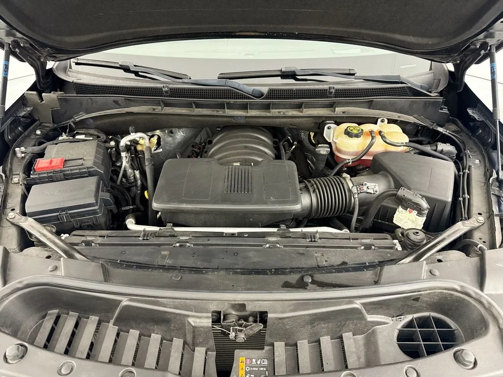 Used 2023 Black Cadillac Sport image 31